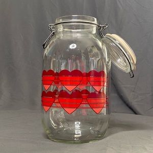 Carlton Glass 3L Retro Heart Jar with Bail Lid